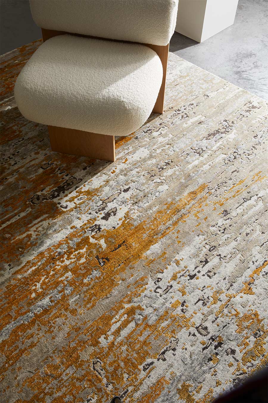 Hand Knotted Wool Rug | Amber Orange, Silver Grey & Ivory | Wool | Chromaze by Rugfine-2